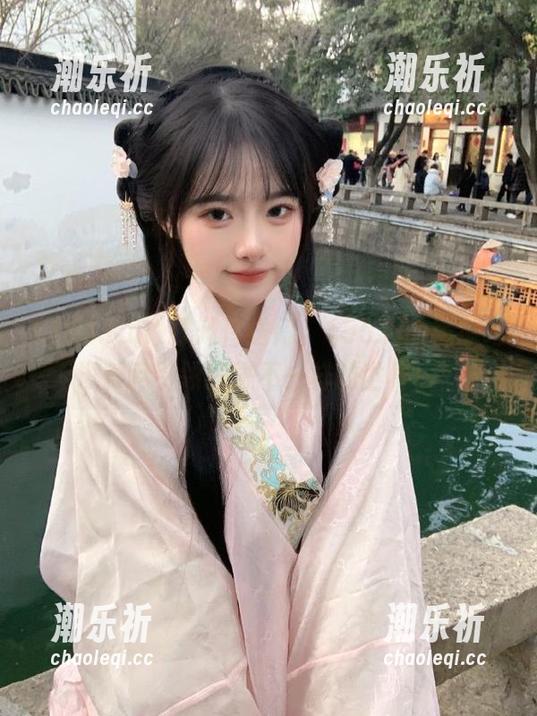 打开传送门，155.fun黑瓜吃料网引领我进不一样的世界！