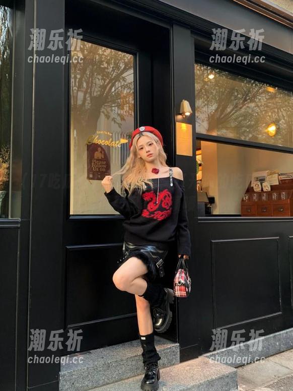 17吃瓜网：打开你的吃瓜入口，瓜果飘香，啧啧啧！