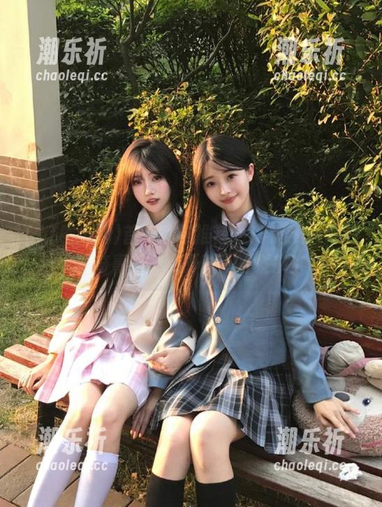 首页特别推荐：17吃瓜网中的离奇事件，点开就浑身发麻！