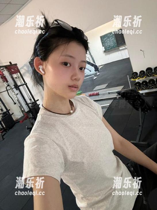 仅仅是一条更新通知，如何就能牵动我的好奇心？51cgfun的手段真令人捉摸不透！