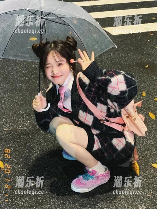51免费吃瓜 心累的日子,只需一个51免费吃瓜传送门,马上变身吃瓜先锋!