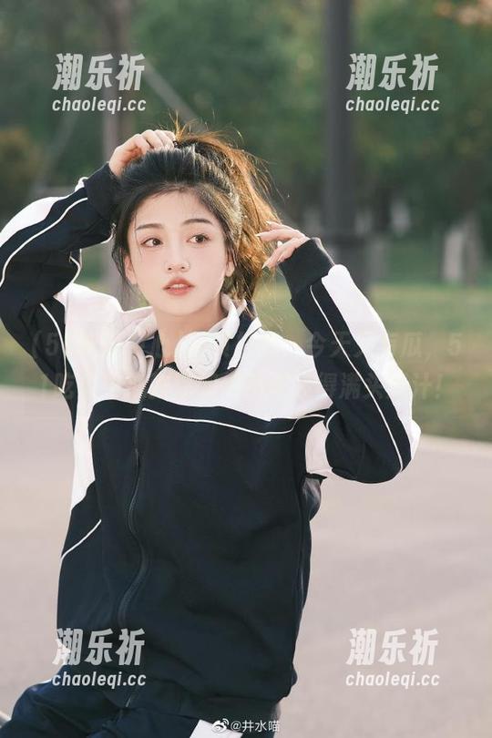 网页提醒：今天又有瓜，51吃瓜中心教你如何不被喷得满头瓜汁！
