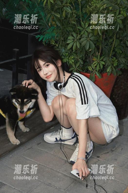 不怕了，91黑料的免费瓜让我又爱又恨，真伤脑筋！