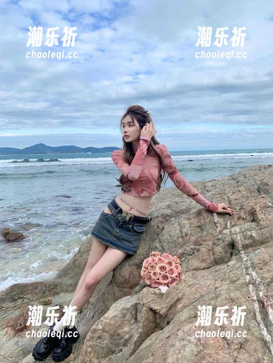 hl155 而今我打开“hl155.ccm”的入口,内心其实是带着一把瓜子的!