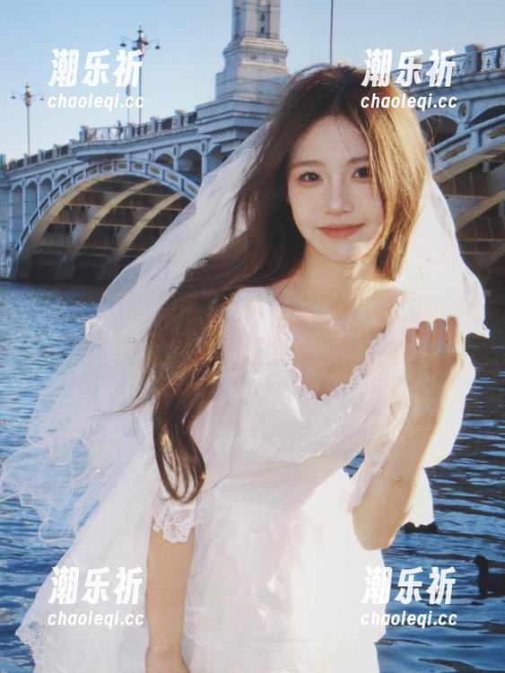 九色91吃瓜 在九色91吃瓜,偶尔的火花,每次吃瓜都是我的永久在线!