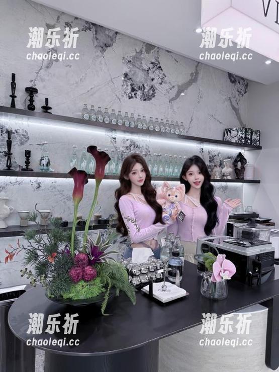 透视人生百态，永久免费爆料，五一吃瓜带你飞！