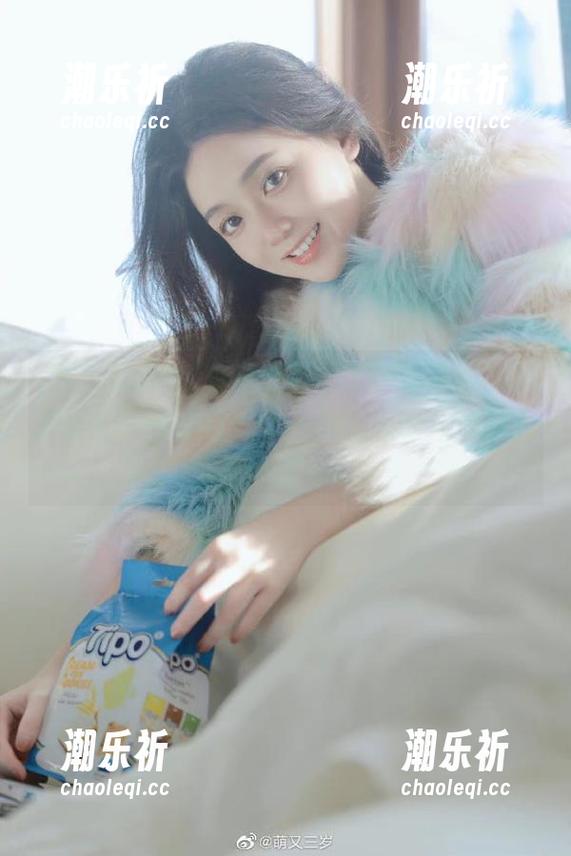 五一吃瓜网 最新更新,五一吃瓜网的官网入口,仿佛打开了一扇新天地,犹豫了一下再点不点?