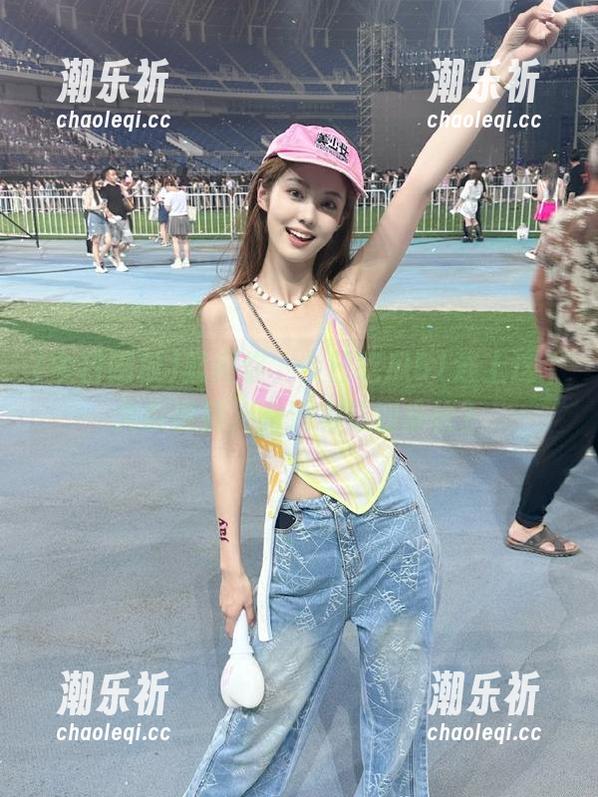 就问你，今日吃瓜51连上这个大瓜链接，有没有吃到痛快？