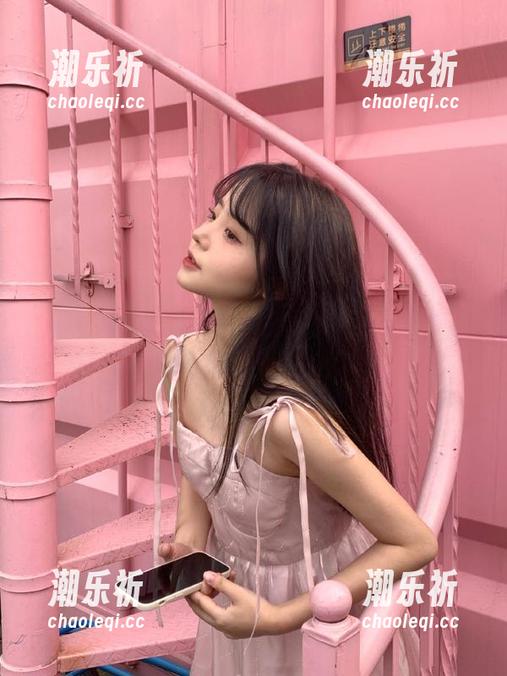 热门视频里的“今日黑料”简直是我看戏的一剂强心针啊！