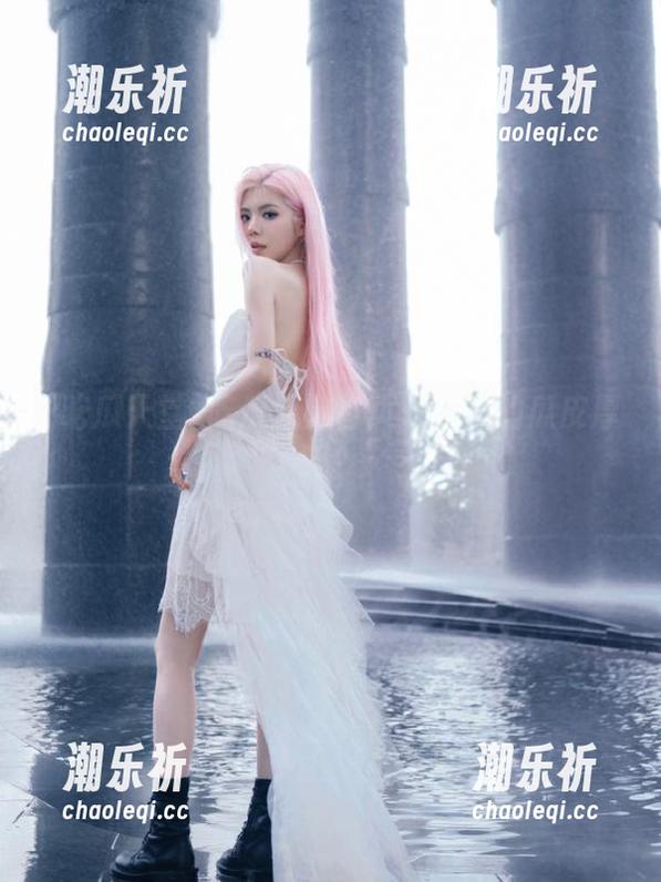 吃瓜天堂首页：今天的瓜皮厚吗？
