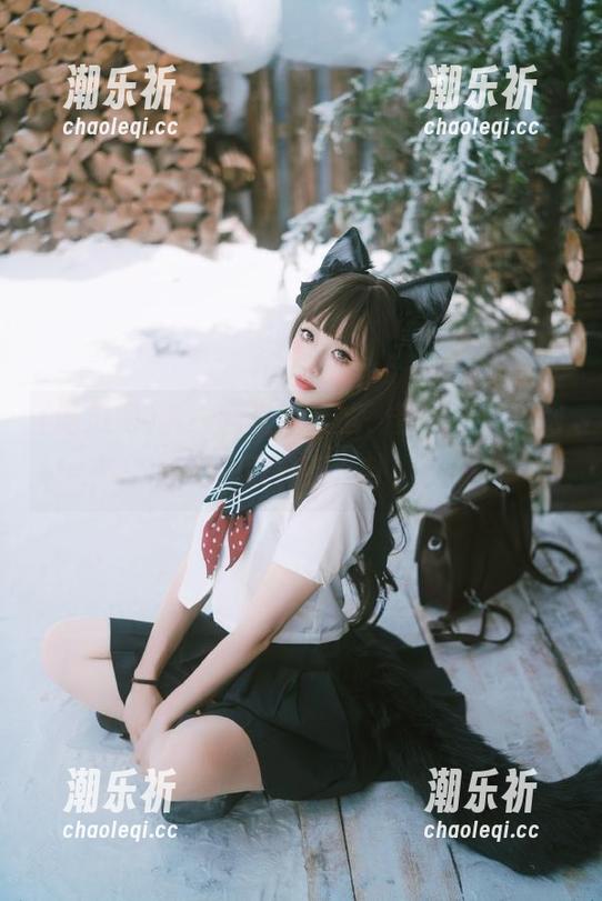 五一回家看亲戚，登录“吃瓜网”获取最新八卦！
