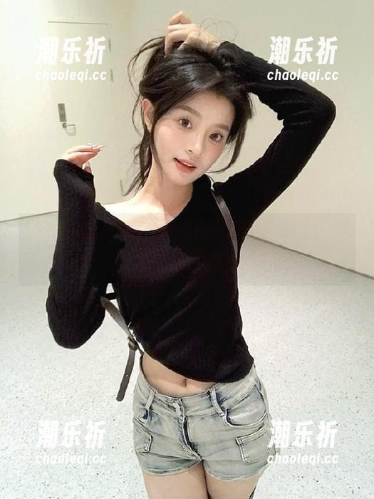 我敢打赌，下载吃瓜网之后，这个界面我够呙了整整一周。