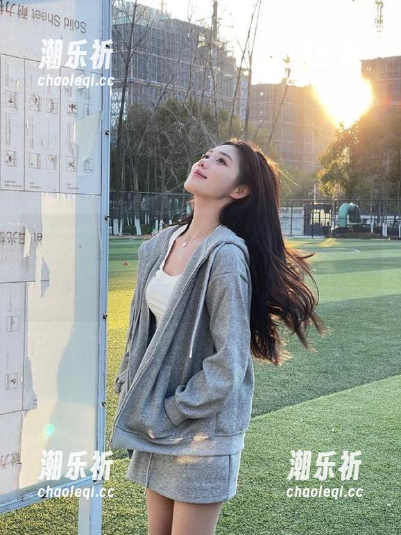 明星黑料 想看“明星黑料”网站上的资源就像攀登一座小山丘,说明书在哪儿啊?