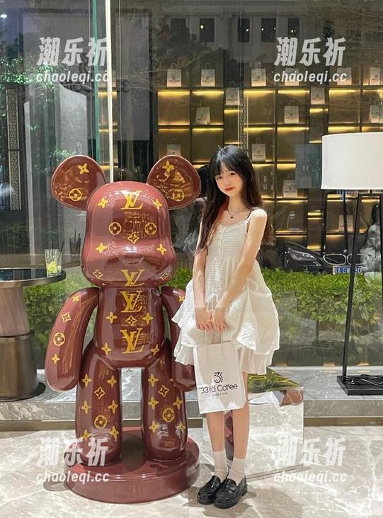 别问我为啥喜欢“黑料不打烊万里长征”，我的脑容量刚好盛得下这些黑暗历史。