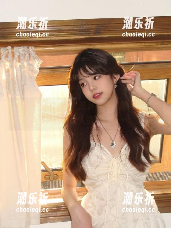 进入黑料不打烊的网站，视频真的让人欲罢不能…