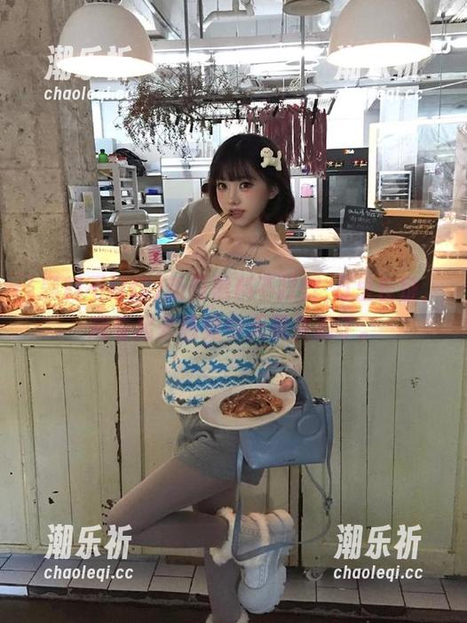 新鲜黑料不打烊,万里长征，观看起来感觉今天要失态了。