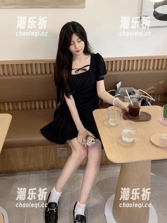 分享一下，黑料不打烊真是总有新戏上演，吃瓜听得我直摇头！