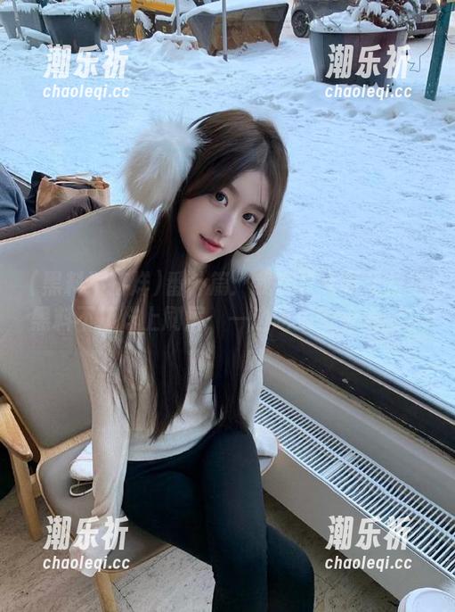 黑料不打烊 番外篇:我在永久万里长征黑料不打烊上刷屏,一边吃瓜一边发呆。