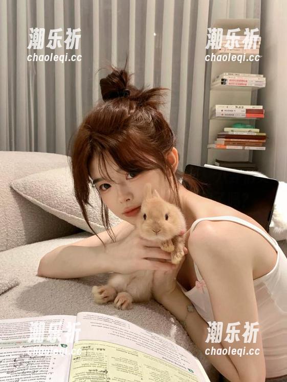 黑料爆不停首页，八卦们又群聚讨论，你准备好看到傻眼了吗？