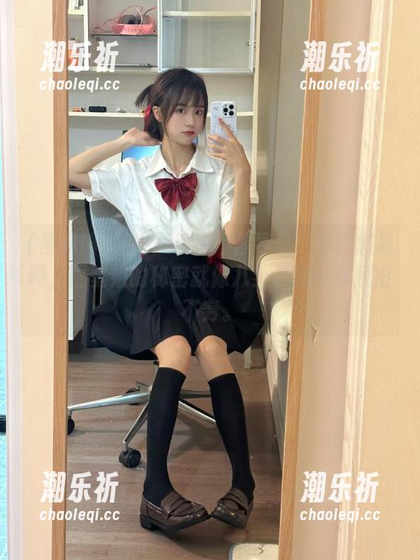 黑料爆不停 黑料爆不停导航:你能想象吗,隔壁姐的秘密就像八卦杂志一样层出不穷。