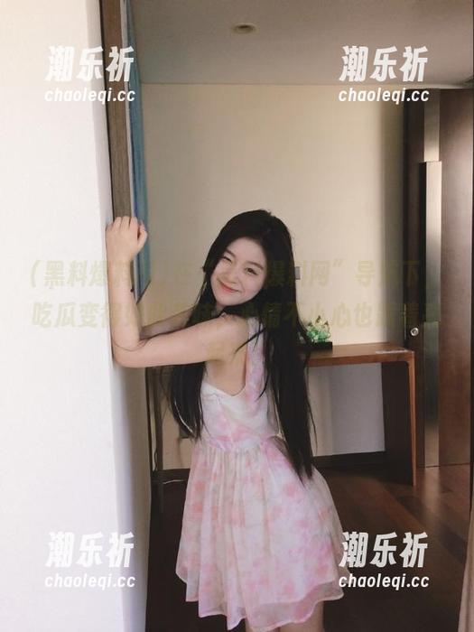在“黑料爆料网”导航下，吃瓜变得如此美味，心情不小心也跟着亮起来！
