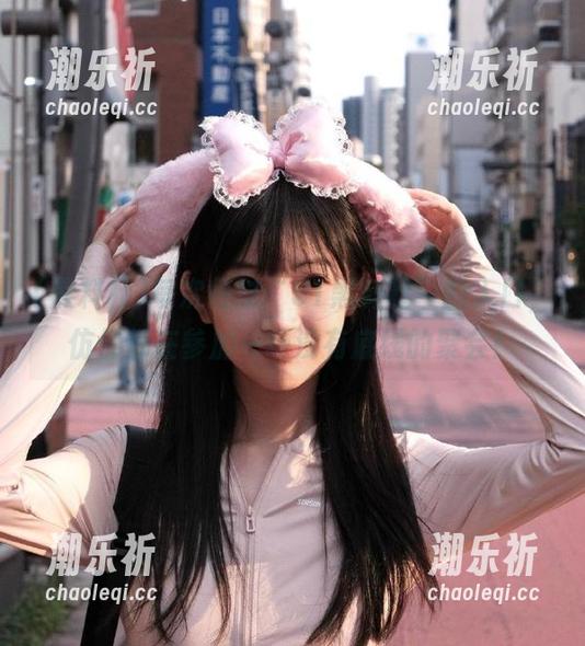 每次经过“51黑料社”的入口，仿佛都在参加一场没有底线的聚会！