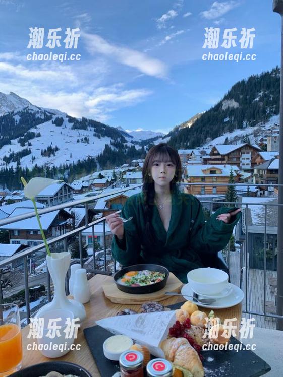 黑料社 教你如何优雅地在黑料社苹果版的下载网页上迷失!