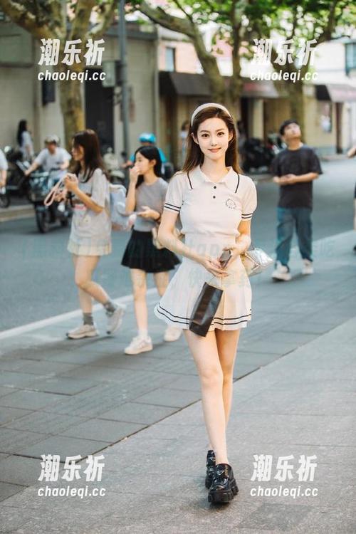 免费的黑料社app，专治各类吃瓜疑难杂症，快来拿药！