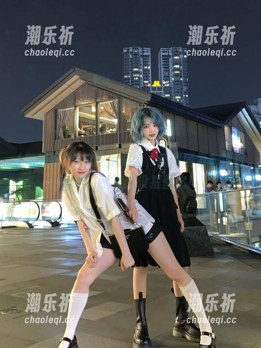 黑料网 穿越吃瓜时空,黑料网发布海量瓜田,别说我没提醒你!