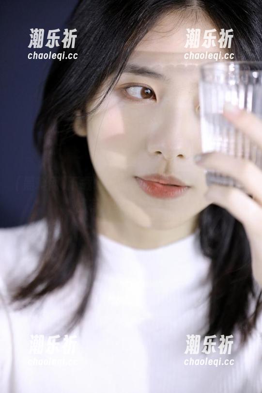 下载www.黑料网，体验下每天都有新鲜事的感觉！