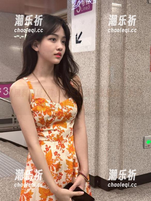 首页果然就是个无底洞，黑料网址让人一头扎进去。