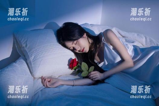 黑料网址 不小心在“黑料网址”网页上染上黑色幽默,不过我喜欢!